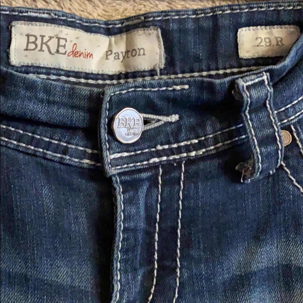 Buckle Bke - image 2